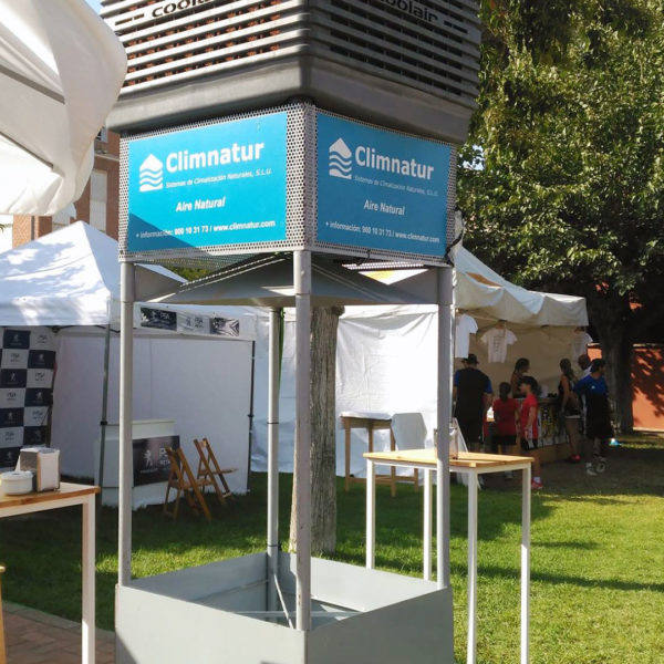 Equipo de bioclimatización en exteriores